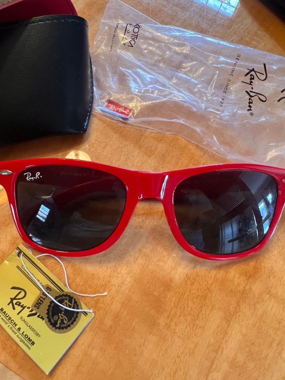 Vintage Bausch & Lomb Ray-Ban Wayfarer Red Frame G-15 Lenses w/ Case & Tags
